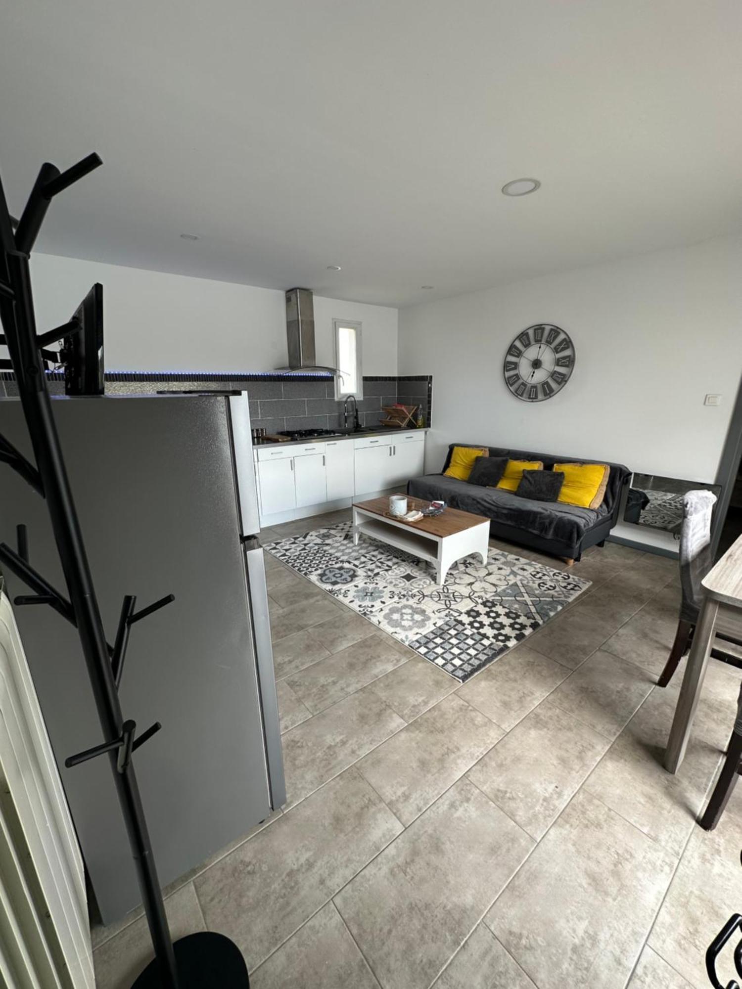 Superbe Appartement Avec Piscine Et Spa Privatif Вильнёв-ле-Безье Экстерьер фото